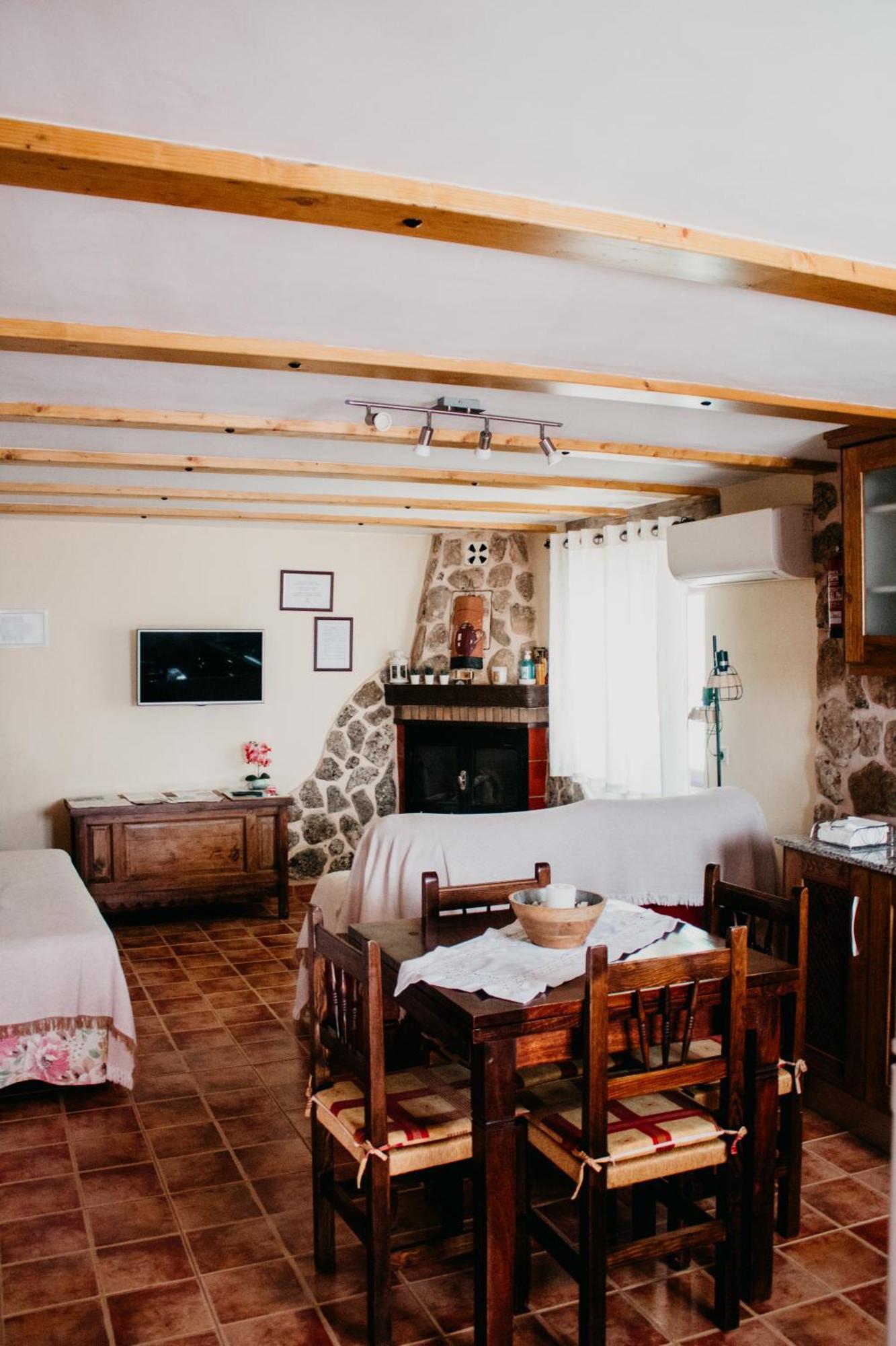 Apartamentos El Callejon รีโอปาร์ ภายนอก รูปภาพ