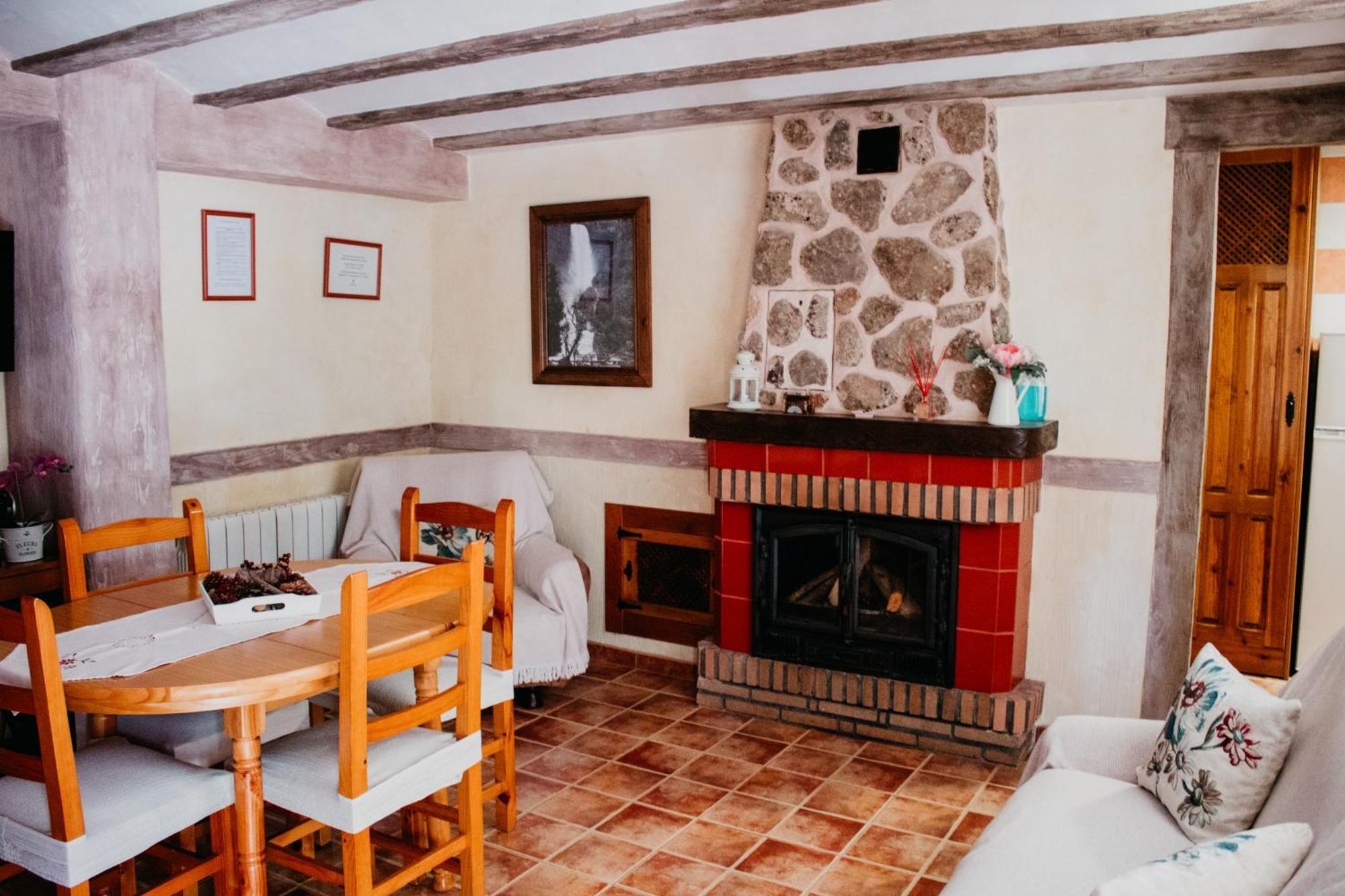 Apartamentos El Callejon รีโอปาร์ ภายนอก รูปภาพ