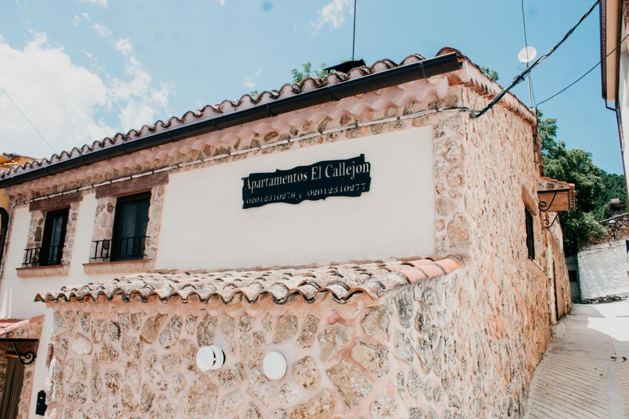 Apartamentos El Callejon รีโอปาร์ ภายนอก รูปภาพ